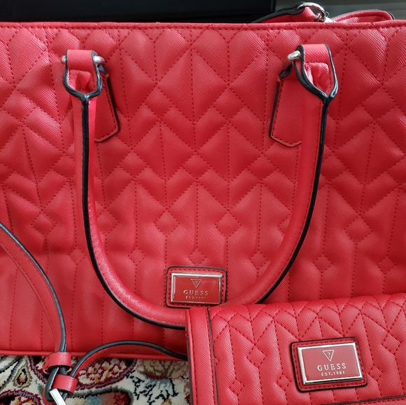 Purse - Picture 1 of 1